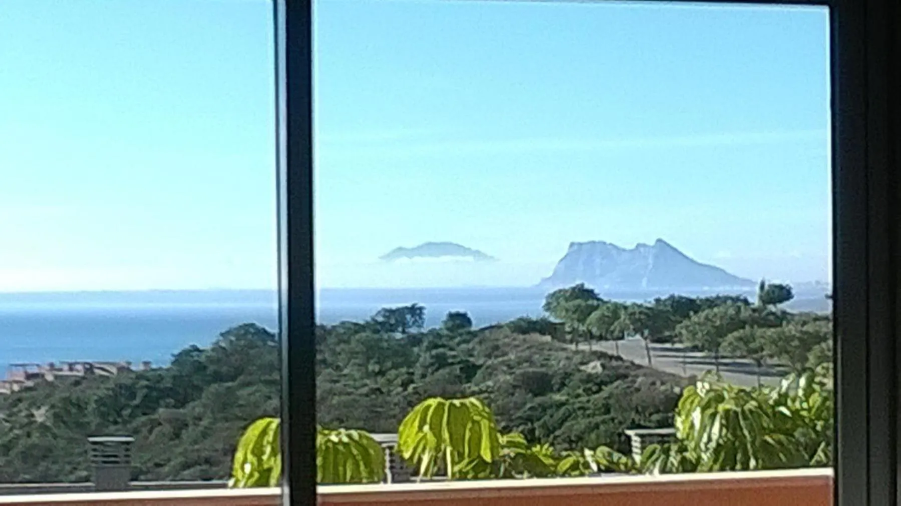 2055-Superb 2Bedrooms Apt, Gibraltar And Sea View Manilva 0*,  Spain