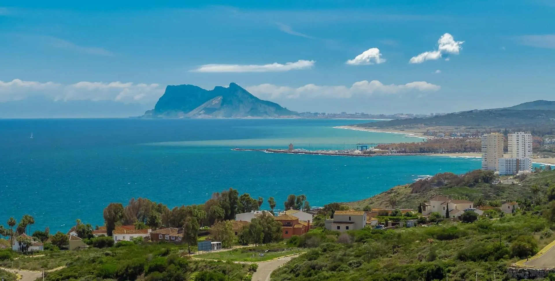 2055-Superb 2Bedrooms Apt, Gibraltar And Sea View Manilva